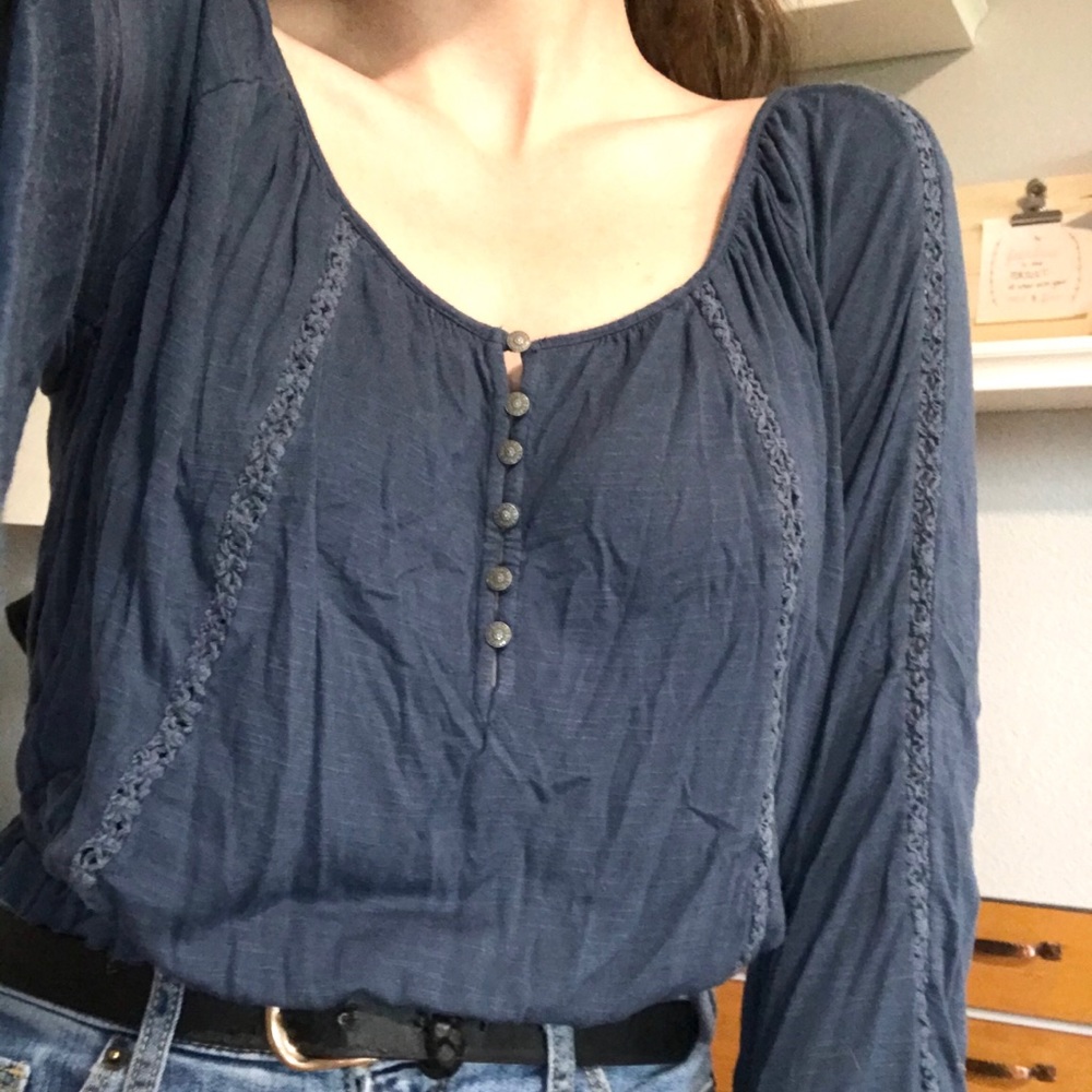 American Eagle peasant top